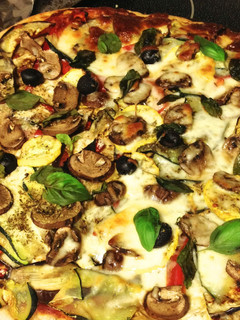 Una foto de Pizza con masa de boniato
