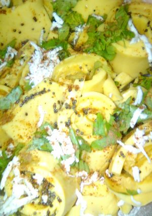 A picture of Khandvi.