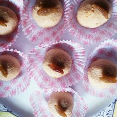 A picture of Nolen gur sandesh.