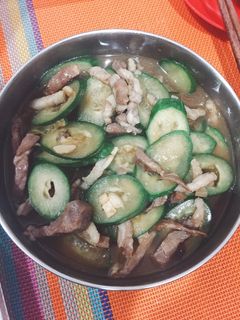 小黃瓜炒肉絲 的食譜成品照片