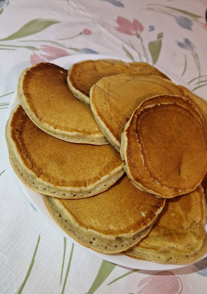 Бананові панкейки