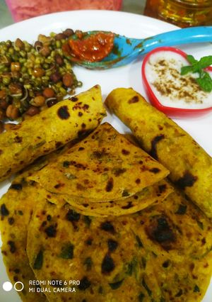 थेपला (Thepla recipe in Hindi) रेसिपी मुख्य फोटो