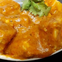A picture of Paneer butter masala.