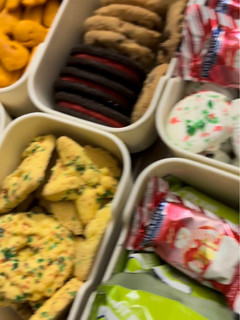 A picture of Christmas lunchable snackle box.