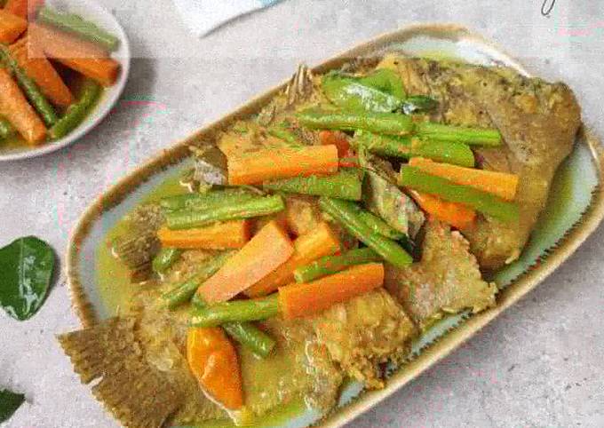 Resep Gurame Bumbu Acar Kuning oleh Trixie Gayatri Cookpad