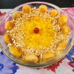 A picture of Pineapple 🍍 Custard pudding.