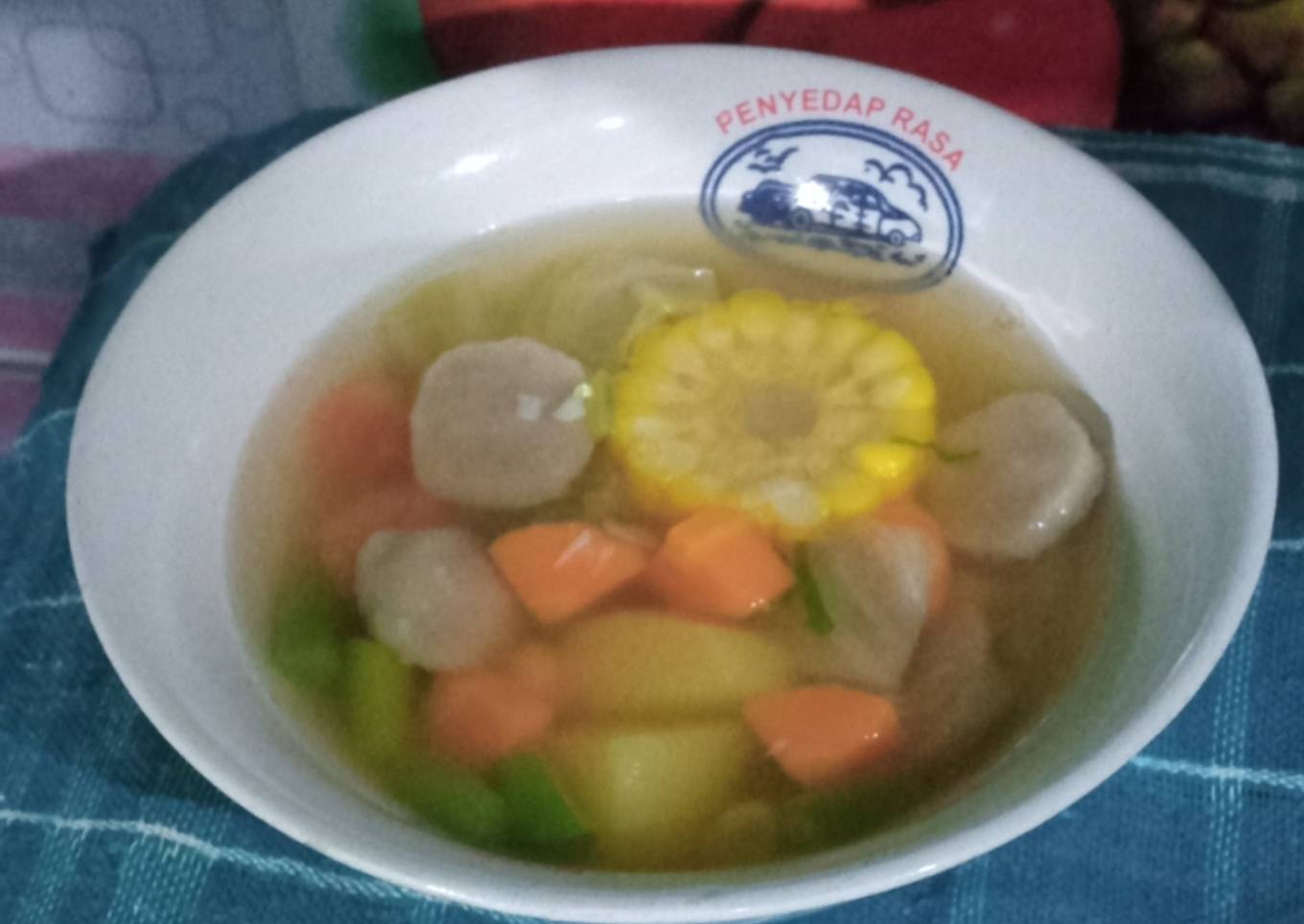Sayur sop bakso