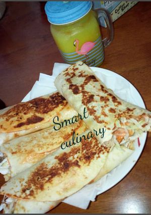 A picture of Home made shawarma.