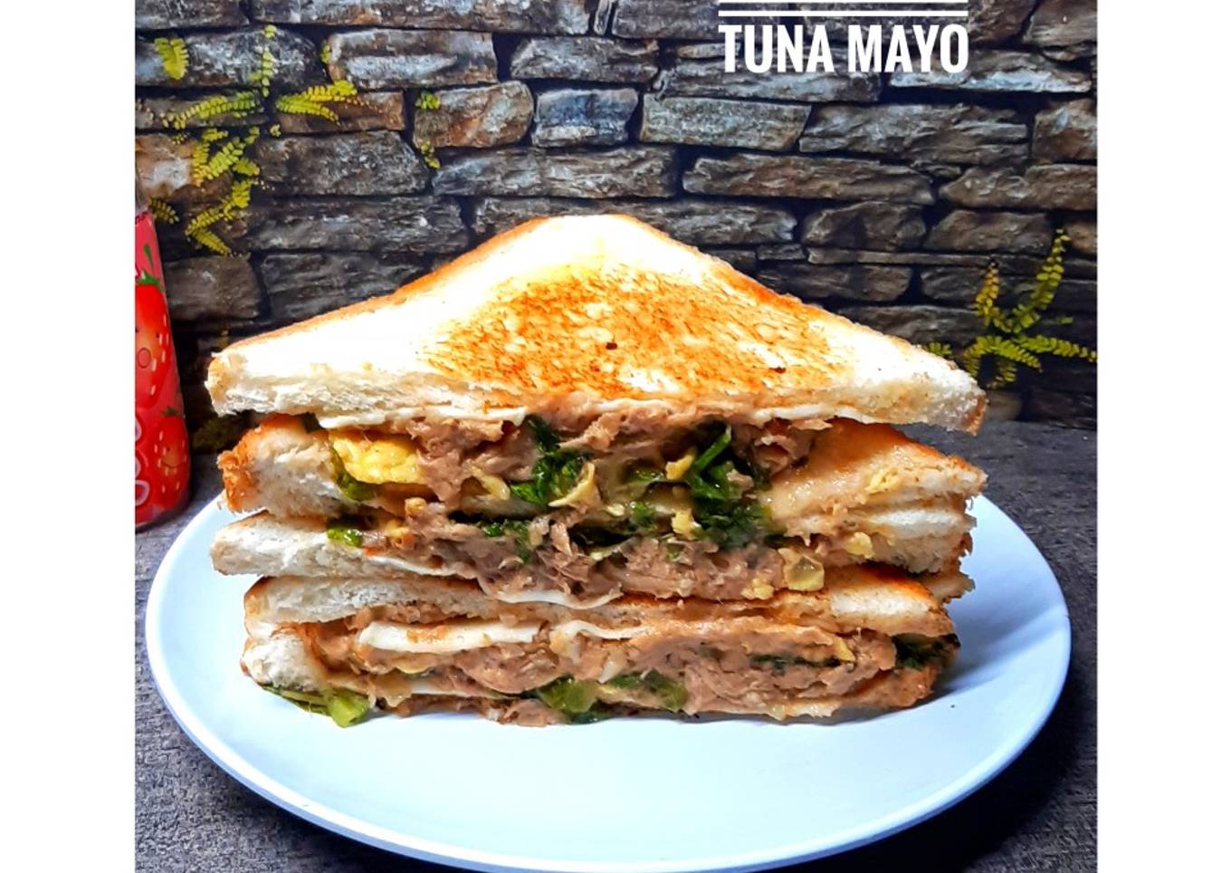 Sandwich tuna mayo