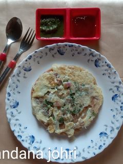 A picture of Egg Lachha Paratha.