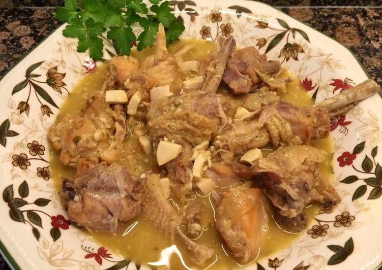 Gallina en “pepitoria”