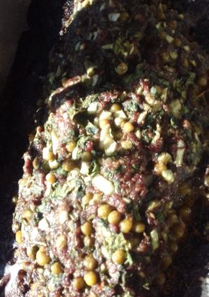 Una foto de Pan de carne con espinaca y arvejas