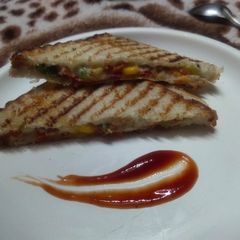 A picture of Bread Sandwich.