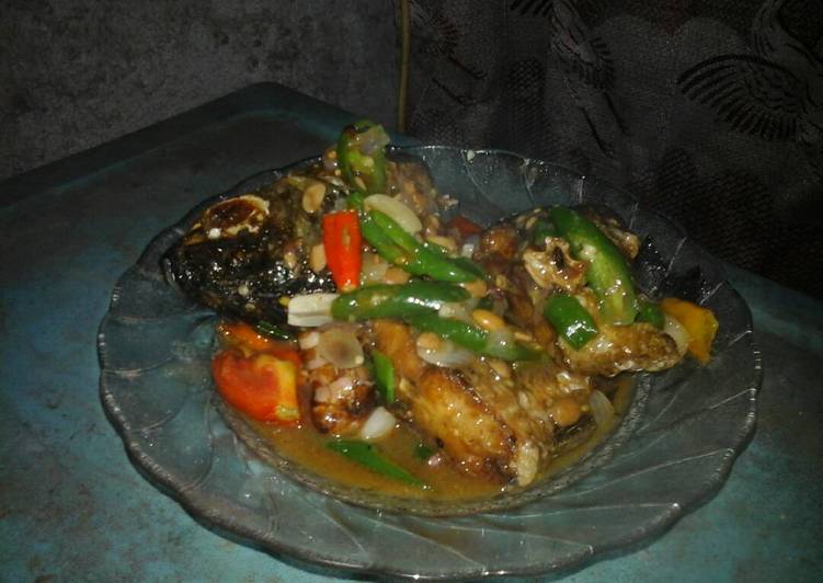 Langkah Menyiapkan Ikan mas masak tauco, Anti Gagal