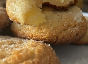 Una foto de Galletitas sin huevo y sin manteca!