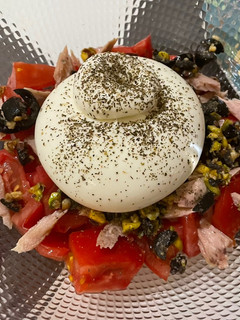 Foto principal de Ensalada de tomate y burrata 🍅🧀
