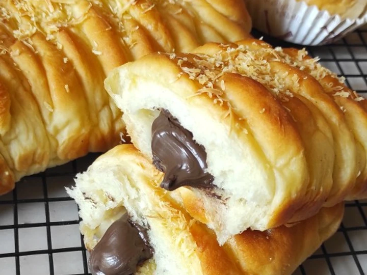 Cara Mudah Menyiapkan Resep Roti skm isi pisang coklat yang  Bikin Ketagihan Anti Ribet, Uenak Banget