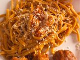 Comidas familiares: Albóndigas en salsa de tomates y en air fryer