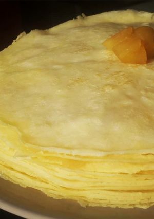 Une photo de Gâteau de crêpes (au lait d'amande) à la compote de pomme maison