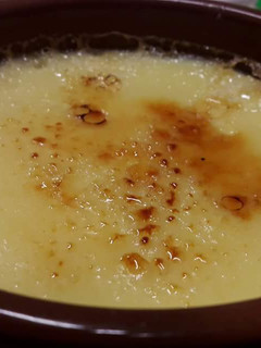 Una foto de Crema catalana (postre exquisito de origen español