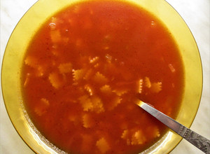 Egyszerű édes paradicsomleves recept fotója