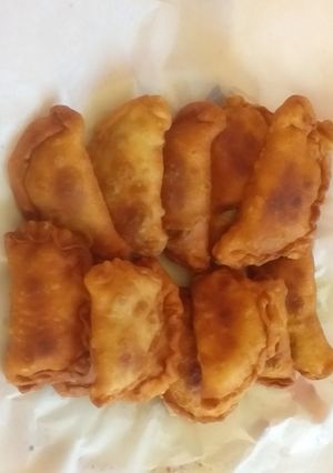 صورة لوصفة فطاير اللحمة والبقلة المقلية