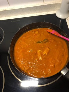 Una foto de Garbanzos con langostinos