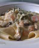 Salsa de choritos ahumados con camarones