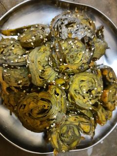 પાત્રા (Patra Recipe In Gujarati) રેસીપી મુખ્ય ફોટો