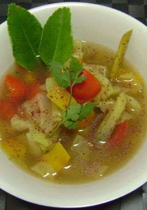 A picture of Lemony Bell Pepper & Cabbage Soup.