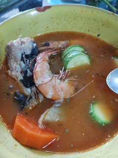 Una foto de Caldo Michi