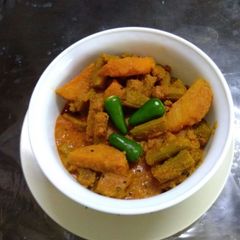 A picture of Drumstick poppy seeds curry (Data posto).