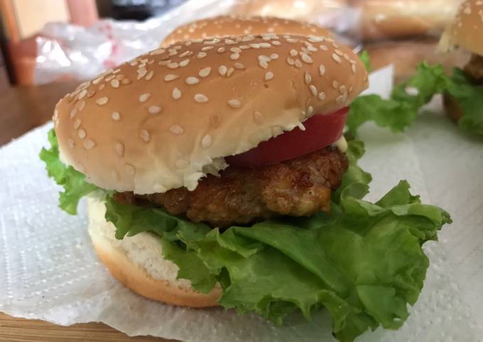 Homemade spicy chicken burger  #photographychallenge