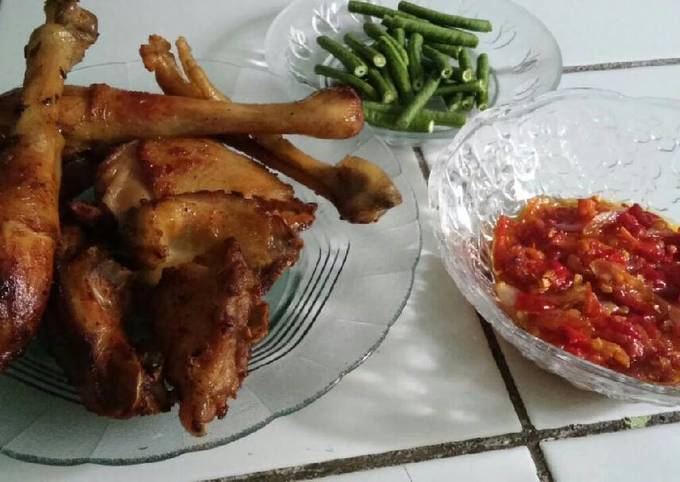 Langkah Mudah Memasak Resep Ayam goreng kalasan