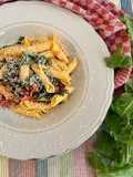 Garganella rucola, pomodorini e ricotta marzolina
