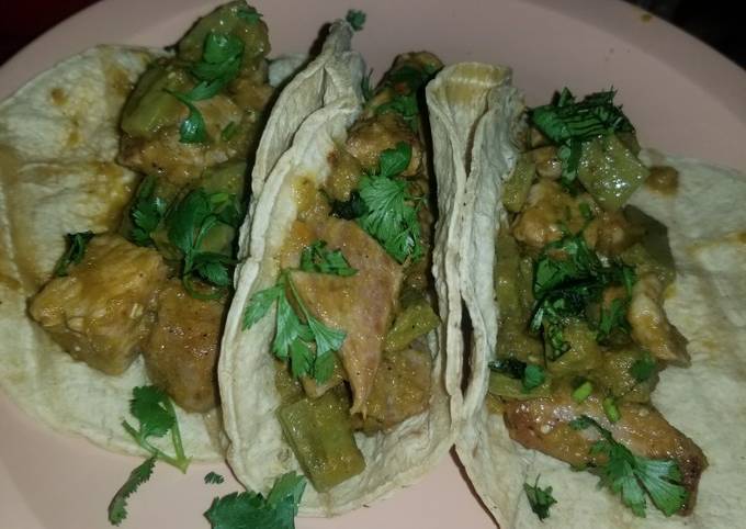 Pork tenderloin with cactus