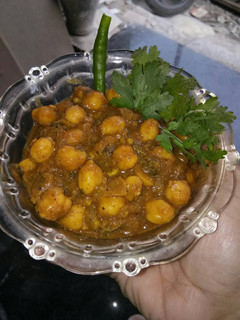 पंजाबी छोले (Punjabi Chole recipe in hindi) रेसिपी मुख्य फोटो