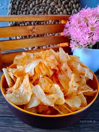 Langkah Mudah untuk Menyiapkan Resep Keripik singkong pedas yang Bikin Ngiler Anti Ribet, Bisa Manjain Lidah