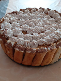 Gesztenyetorta sütés nélkül recept fotója