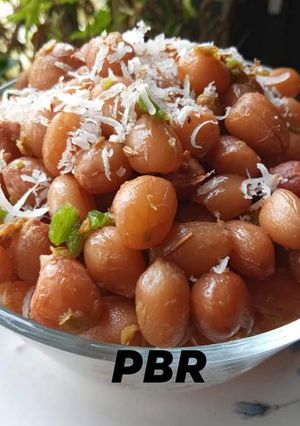 शेंगदाण्याची उसळ (shengdanyachi usal recipe in marathi) रेसिपी चे मुख्य फोटो 