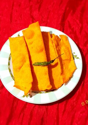 A picture of Fafda.