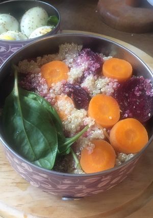 A picture of Quinoa veg bowl.