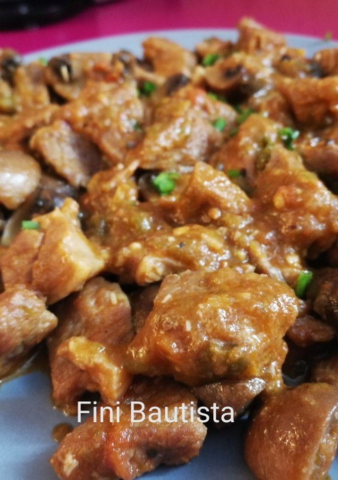 Una foto de Carne guisada con champiñones