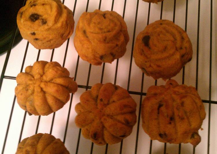 Recipe of Any-night-of-the-week Chocolate chip, Walnut, and Pumpkin Cookies!