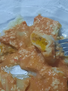 Una foto de Pasta rellena con calabaza y pollo (Mezzelune Italiana)