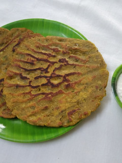 धपाटे (dhapate recipe in marathi) रेसिपी चे मुख्य फोटो