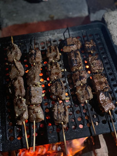A picture of Steak Skewers.