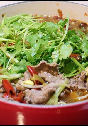 【水煮牛肉】鹹香麻辣一味不少 的食譜成品照片
