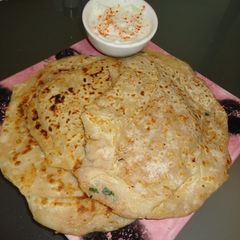 A picture of Aloo Parata.