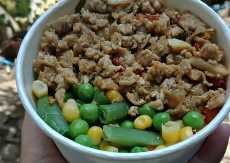 Rice Bowl Telur Orak Arik Lada Hitam